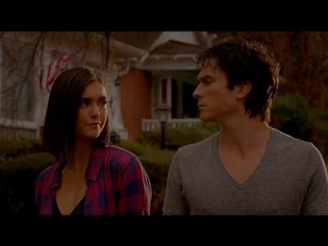 vampire-diaries-end-last-scene-damon-elena-delena-love-piece