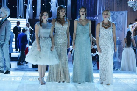 Pretty-Little-Liars-Episode-5_13-How-the-A-Stole-Christmas-First-Look-Promotional-Photo
